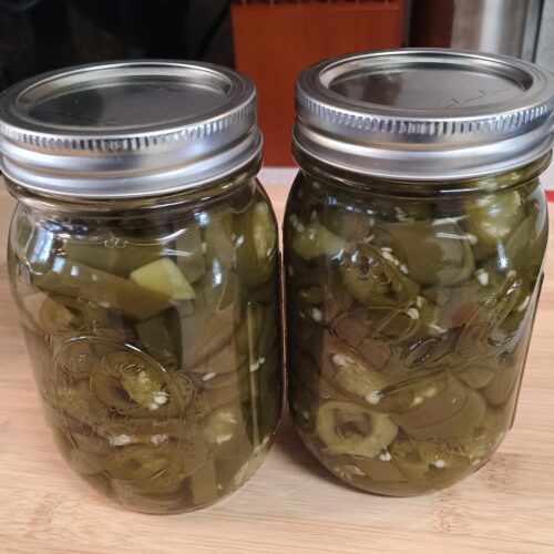 pickled jalapeno peppers